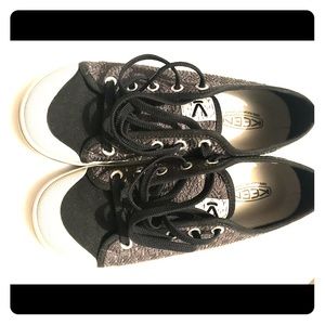 Keen Sneakers, super cute design